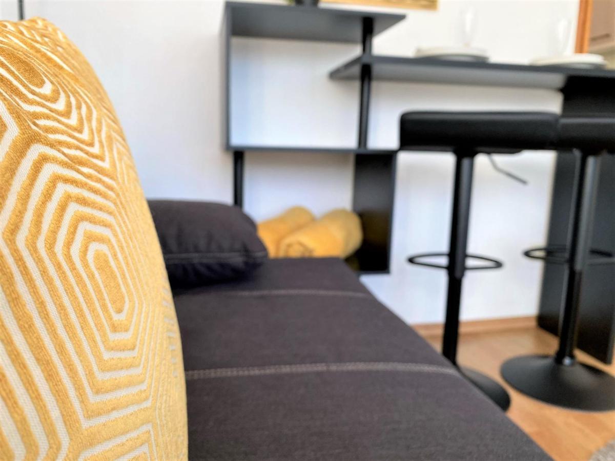 Exclusives Apartment In Bestlage +Netflix +Boxspring Bad Fussing Bagian luar foto