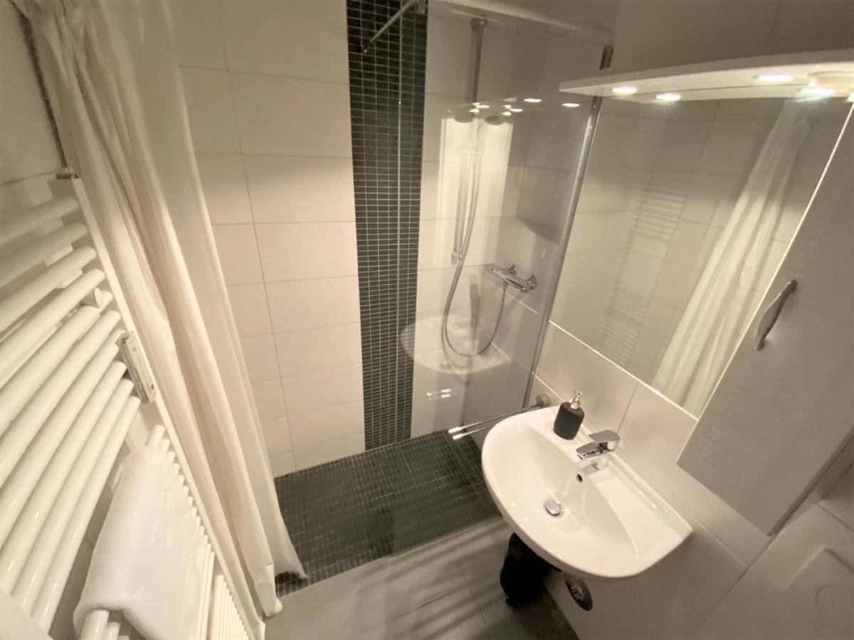 Exclusives Apartment In Bestlage +Netflix +Boxspring Bad Fussing Bagian luar foto